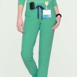 Women’s Figs Surgical Green Zamora Jogger